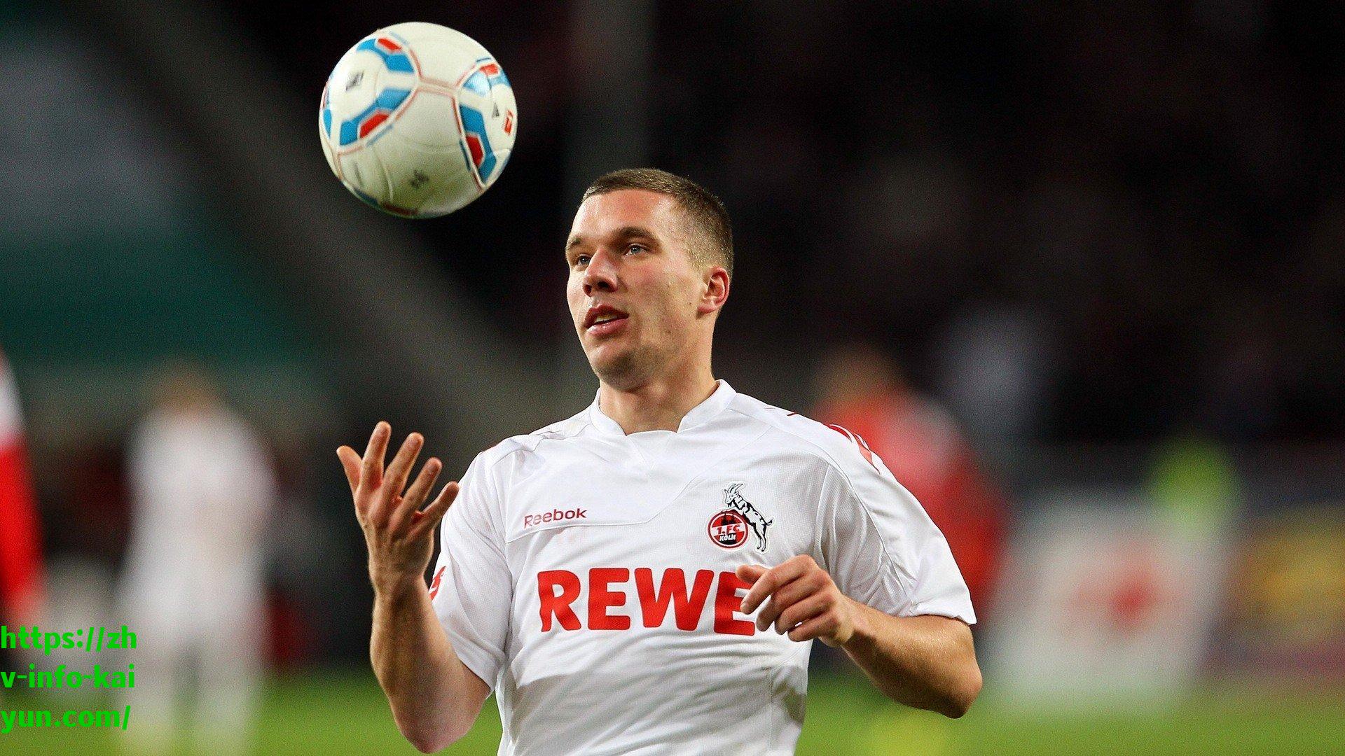 kaiyun-巴萨球员携家人主题公园团建庆祝，温情探望患病儿童传递爱心