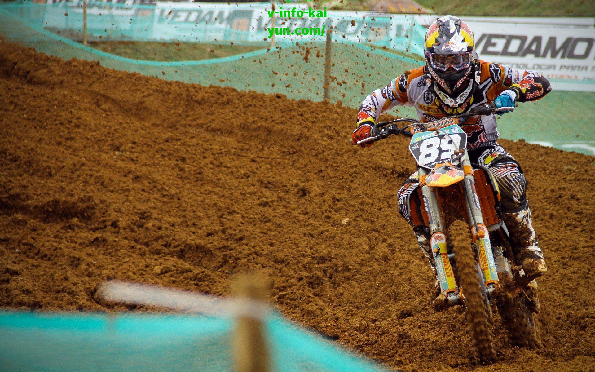 【kaiyun登录入口】马卡揭秘马斯坦托诺皇马首日，从容亮相，驻足签名尽显亲和力